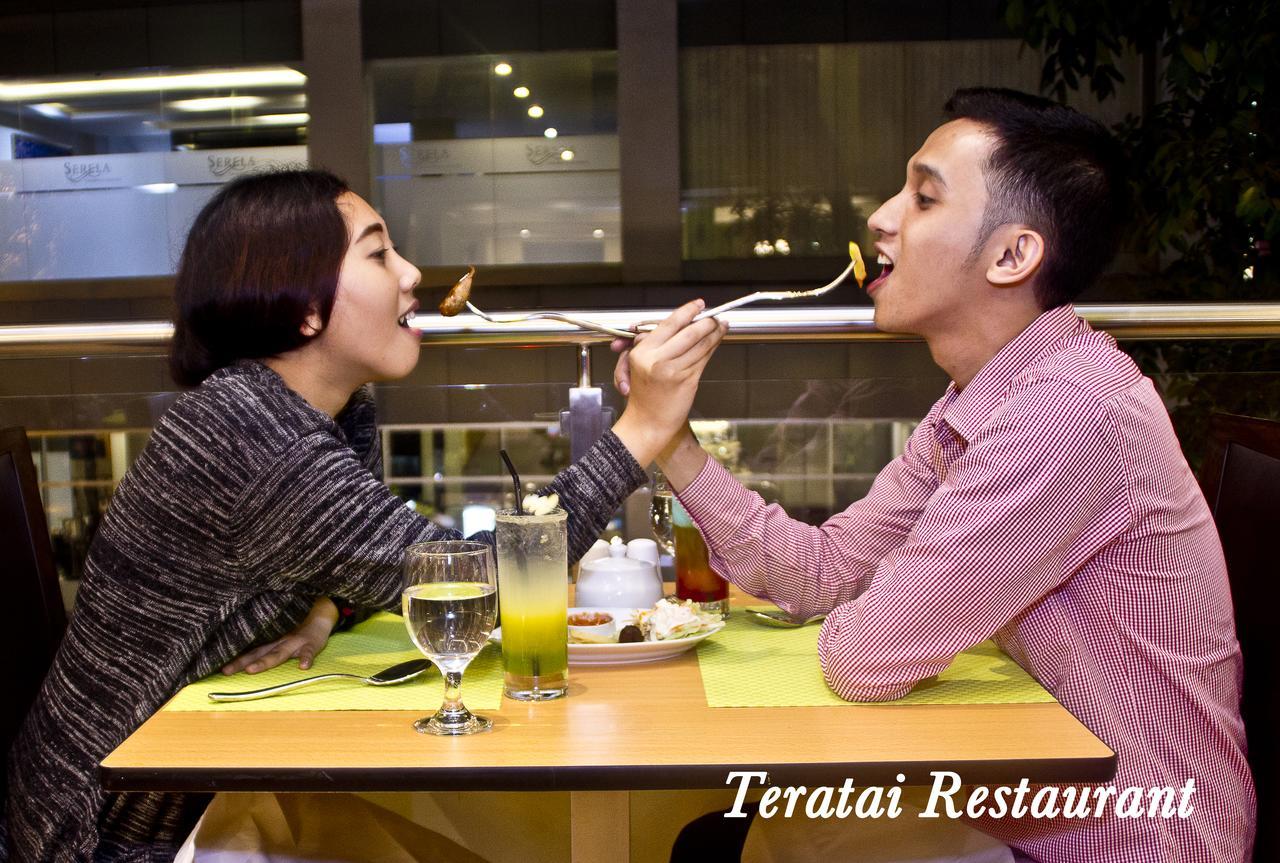 โรงแรมกรีน บาตารา บันดุง ภายนอก รูปภาพ
